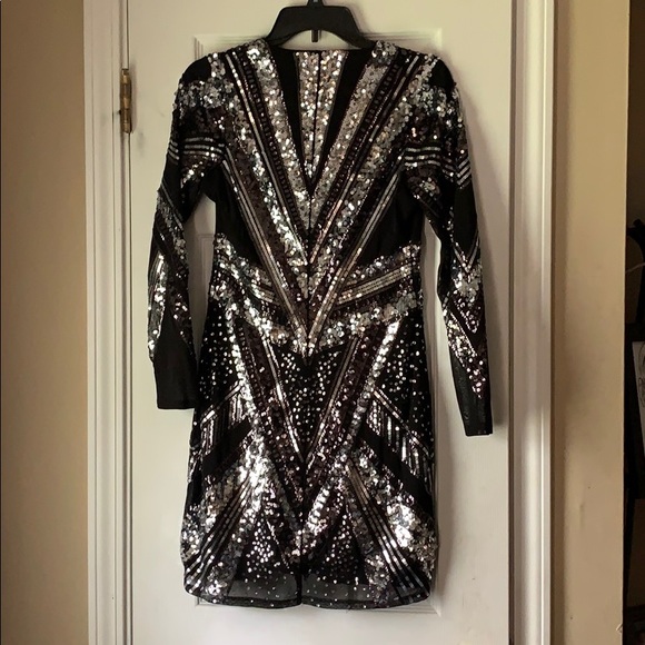 Express | Patterned Sequin Mini Dress - Picture 5 of 5
